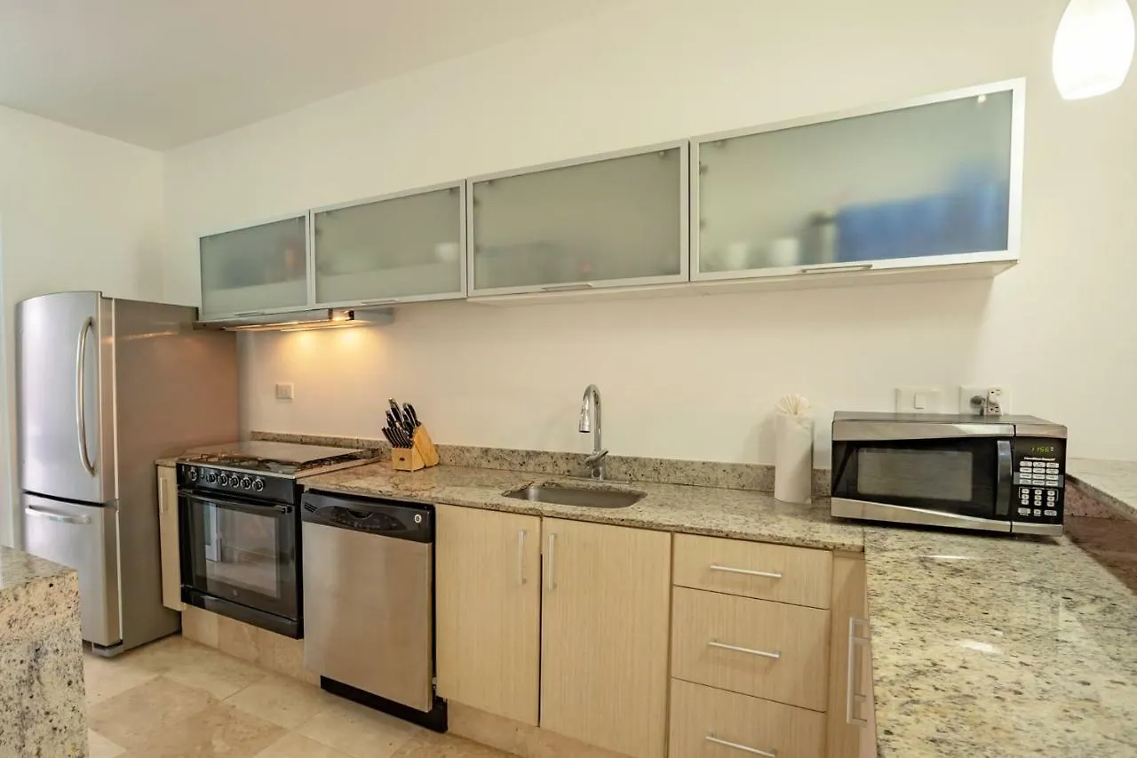 Papaya Plus Playa del Carmen Apartment