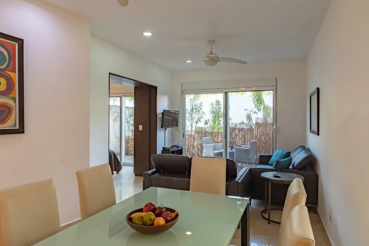 Papaya Plus Playa del Carmen Apartment